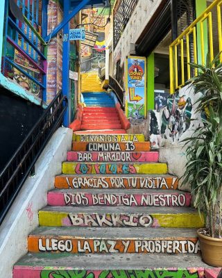 Tourist eatin the famous ice cream in Medellins Comuna 13